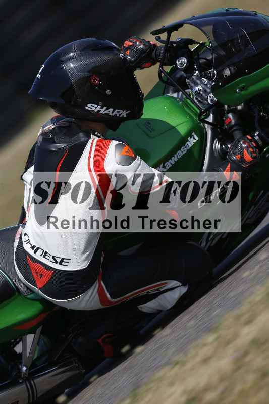 /Archiv-2023/28 05.06.2023 Moto Club Anneau du Rhin/vert-medium/38